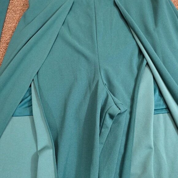 Shelby + Palmer Off The Shoulder Split Flare Leg Jumpsuit in sz Sz 16 Pre-owned - Picture 3 of 8